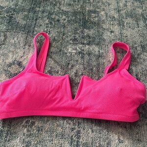 NWT HOT PINK SCOOP BIKINI TOP